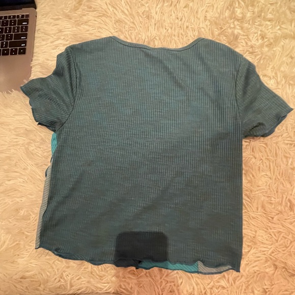 wild fable re-sewn cropped tee - Picture 2 of 4